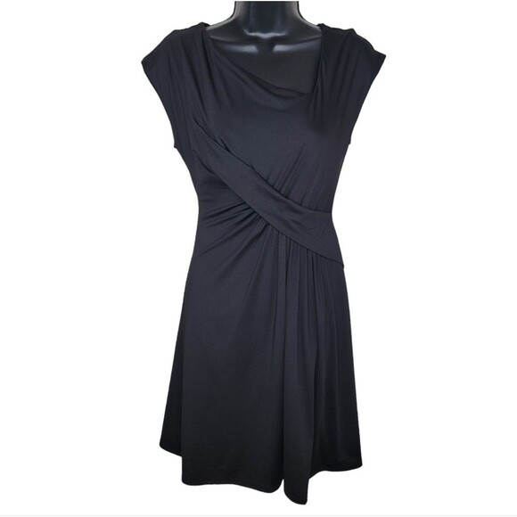 Vince Camuto Black Stretch Jersey Fit & Flare dress Size 4 - Picture 1 of 8
